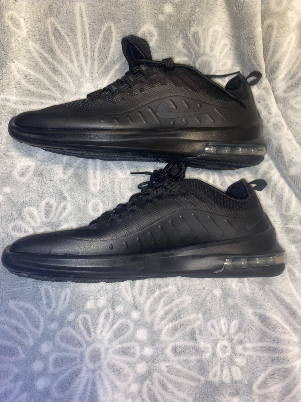 Nike Men's Air Max All-Black Athletic Sneakers - Picture 6 of 7